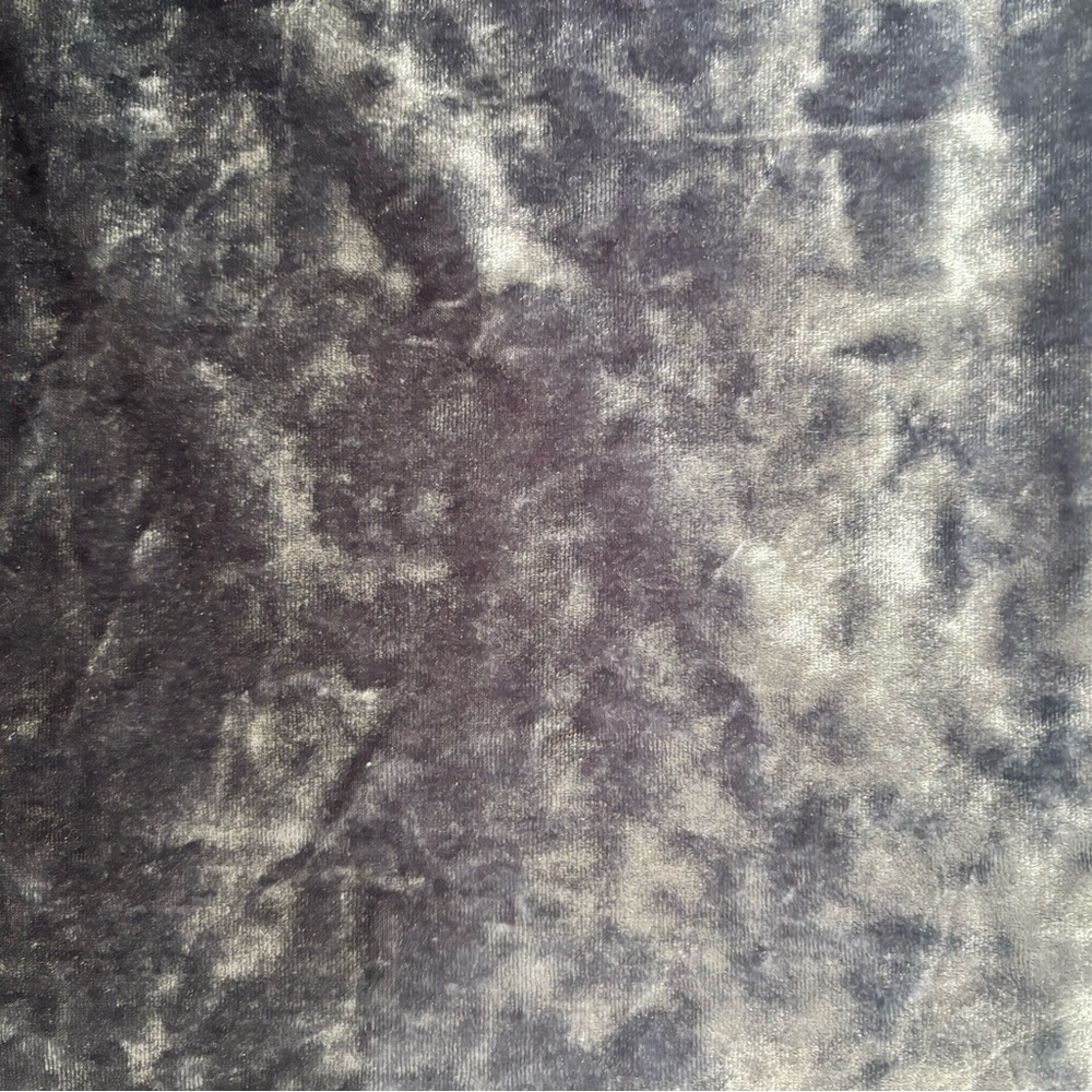 VELVET TOP - Picture 2 of 5